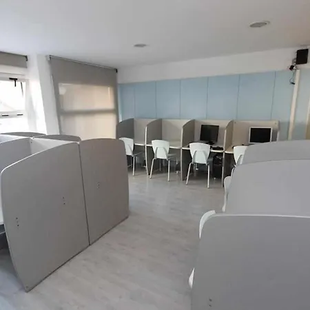 V12 Apartamento Cerca De La Playa En Urbanizacion Con Piscina Денія